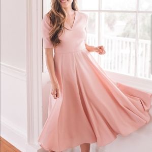 Gal Meets Glam Blush Midi Dress